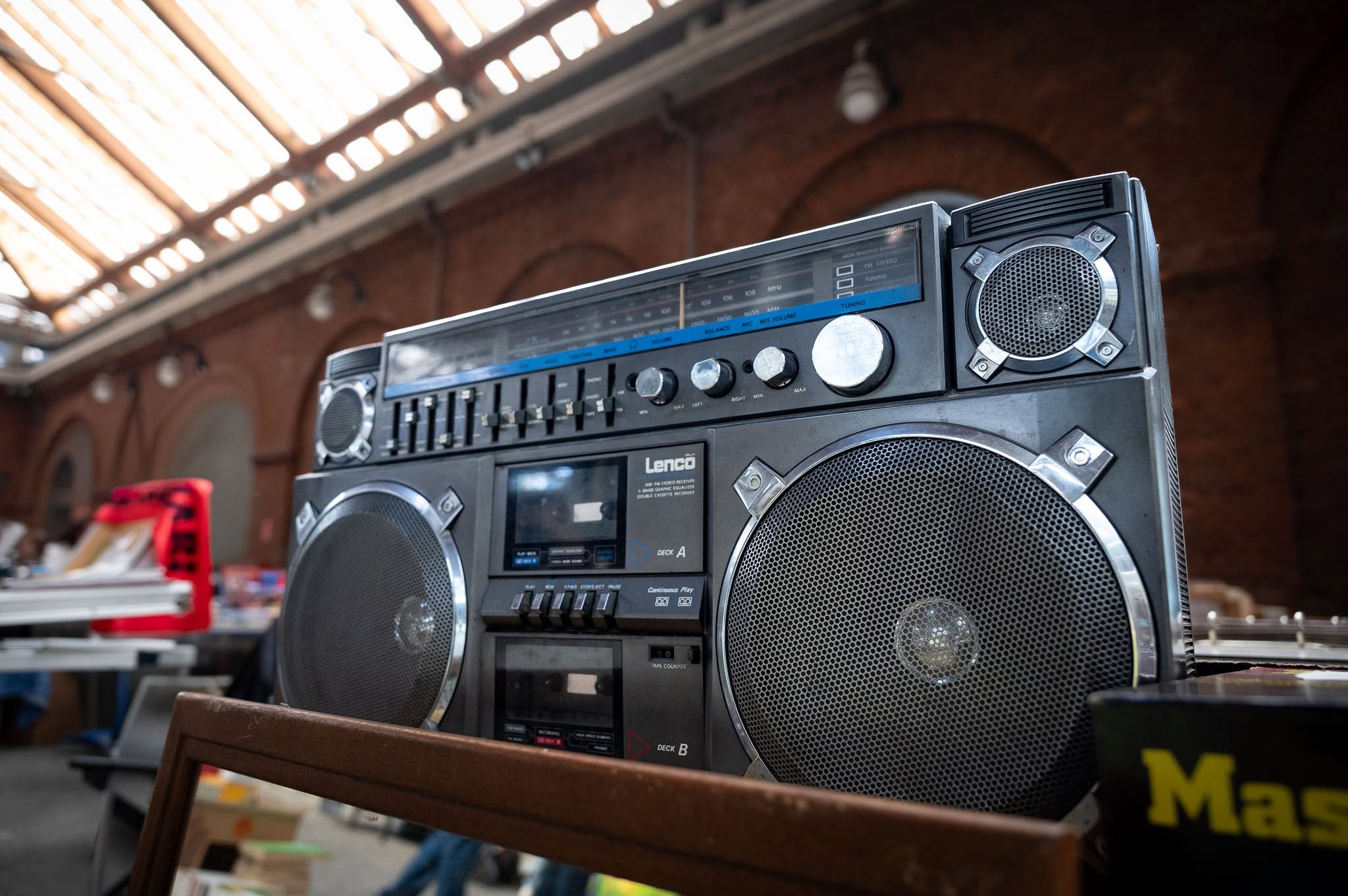 Stereo anni '80 al Balon